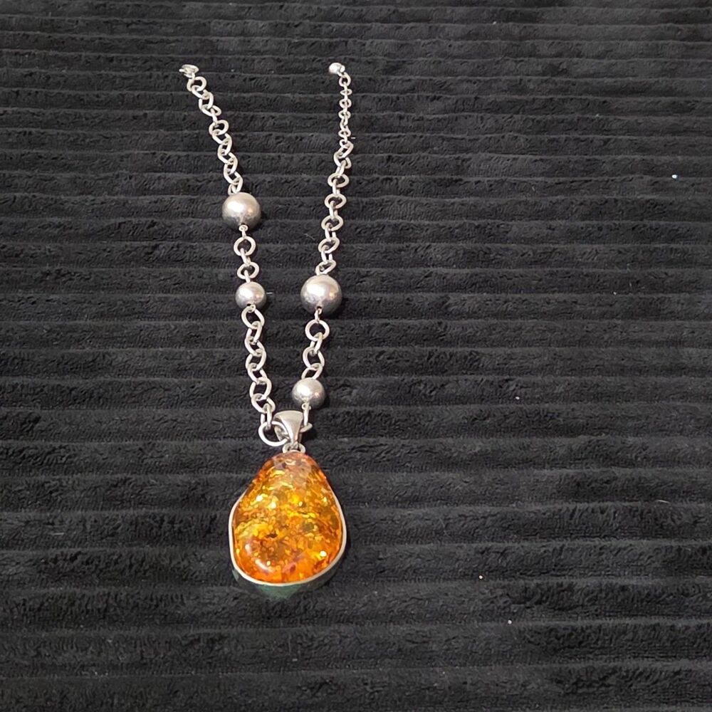 Vintage Faux Amber Necklace Clip On Earrings Set Silver Tone Teardrop Shimmer - Picture 5 of 16